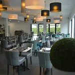 Hotel Logis Restaurant & Au Comte D'ornon 3*