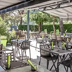 Hotel Logis Restaurant & Au Comte D'ornon