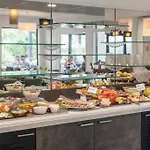 Logis Restaurant & Au Comte D'ornon Hotel 3*