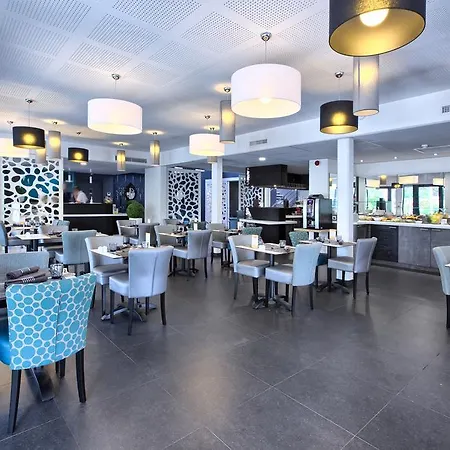 Logis Restaurant & Au Comte D'ornon Otel