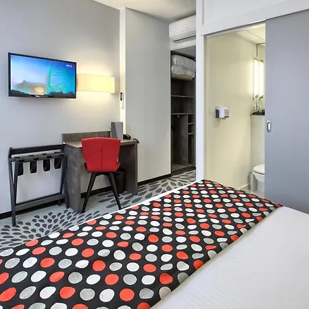 Logis Restaurant & Au Comte D'ornon Otel Gradignan