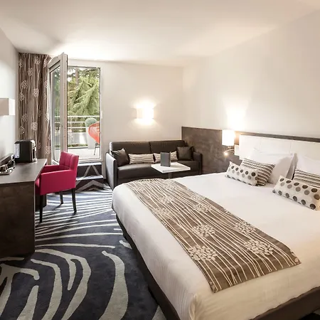 Logis Restaurant & Au Comte D'ornon Otel 3*