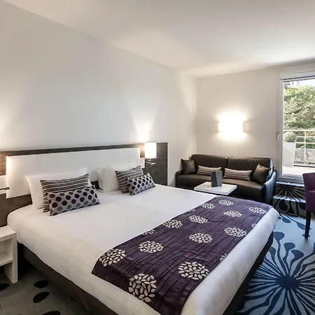 Logis Restaurant & Au Comte D'ornon 3*