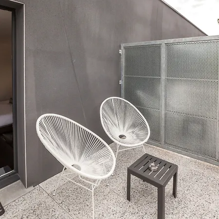 Logis Restaurant & Au Comte D'ornon 3*