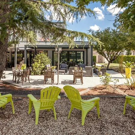 Logis Restaurant & Au Comte D'ornon Otel 3*