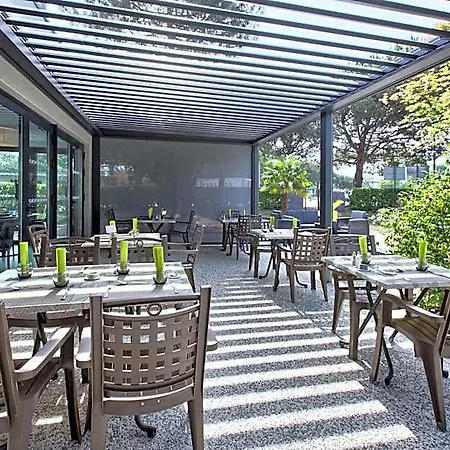 Logis Restaurant & Au Comte D'ornon 3* Gradignan