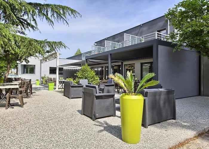 Logis Restaurant & Au Comte D'ornon 3* Gradignan