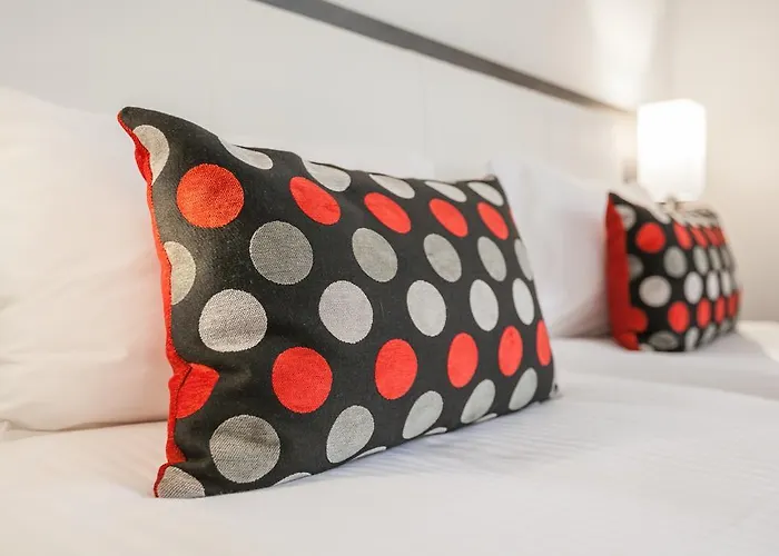 Hotel Logis Restaurant & Au Comte D'ornon Gradignan