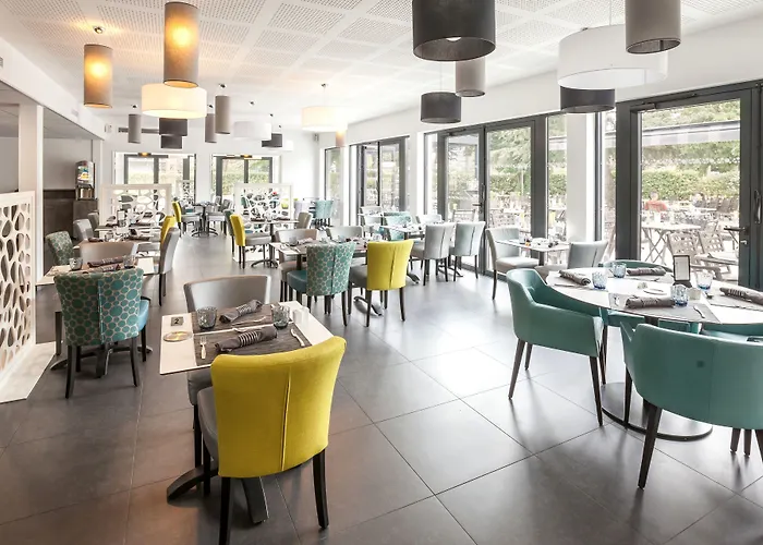 Logis Restaurant & Au Comte D'ornon Hotel Gradignan