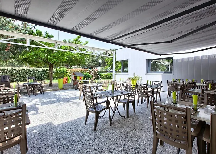 Logis Restaurant & Au Comte D'ornon