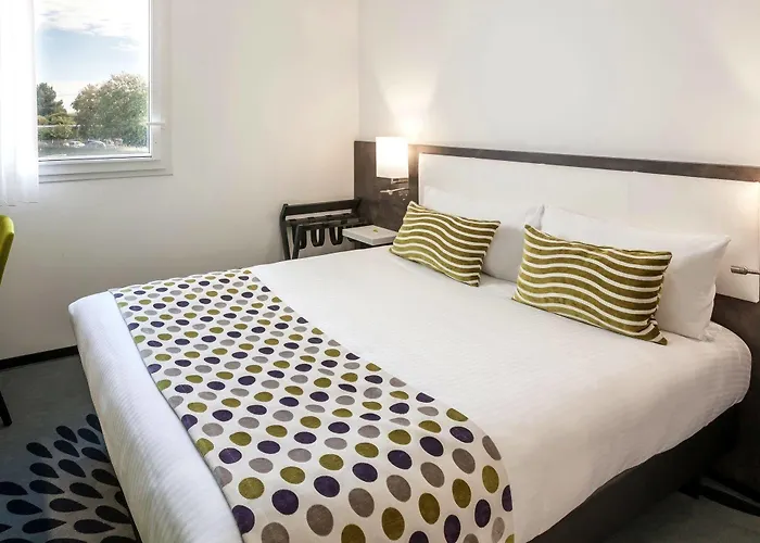 Hotel Logis Restaurant & Au Comte D'ornon Gradignan