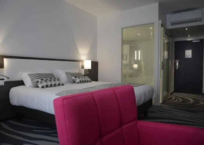 Logis Restaurant & Au Comte D'ornon 3* Gradignan