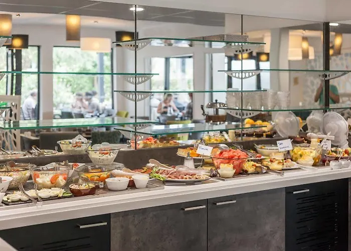 Logis Restaurant & Au Comte D'ornon Hotel 3*